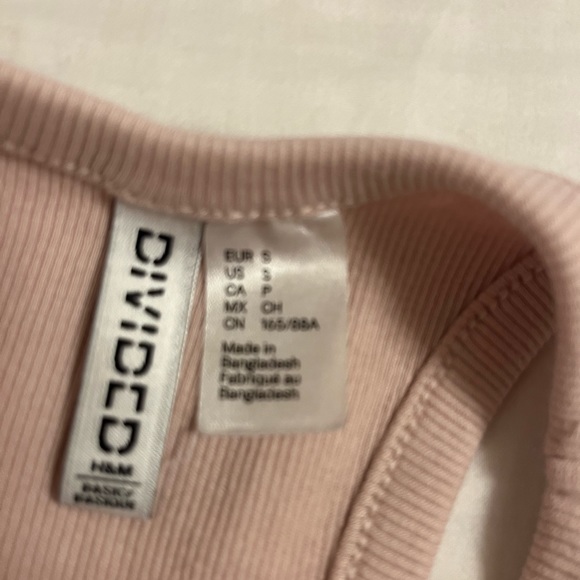 Light pink crop top - Picture 2 of 2